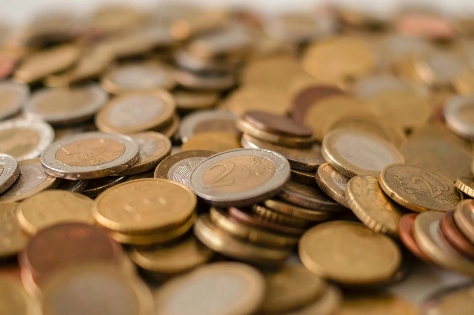 Close inspection of wear patterns on counterfeit toonie.